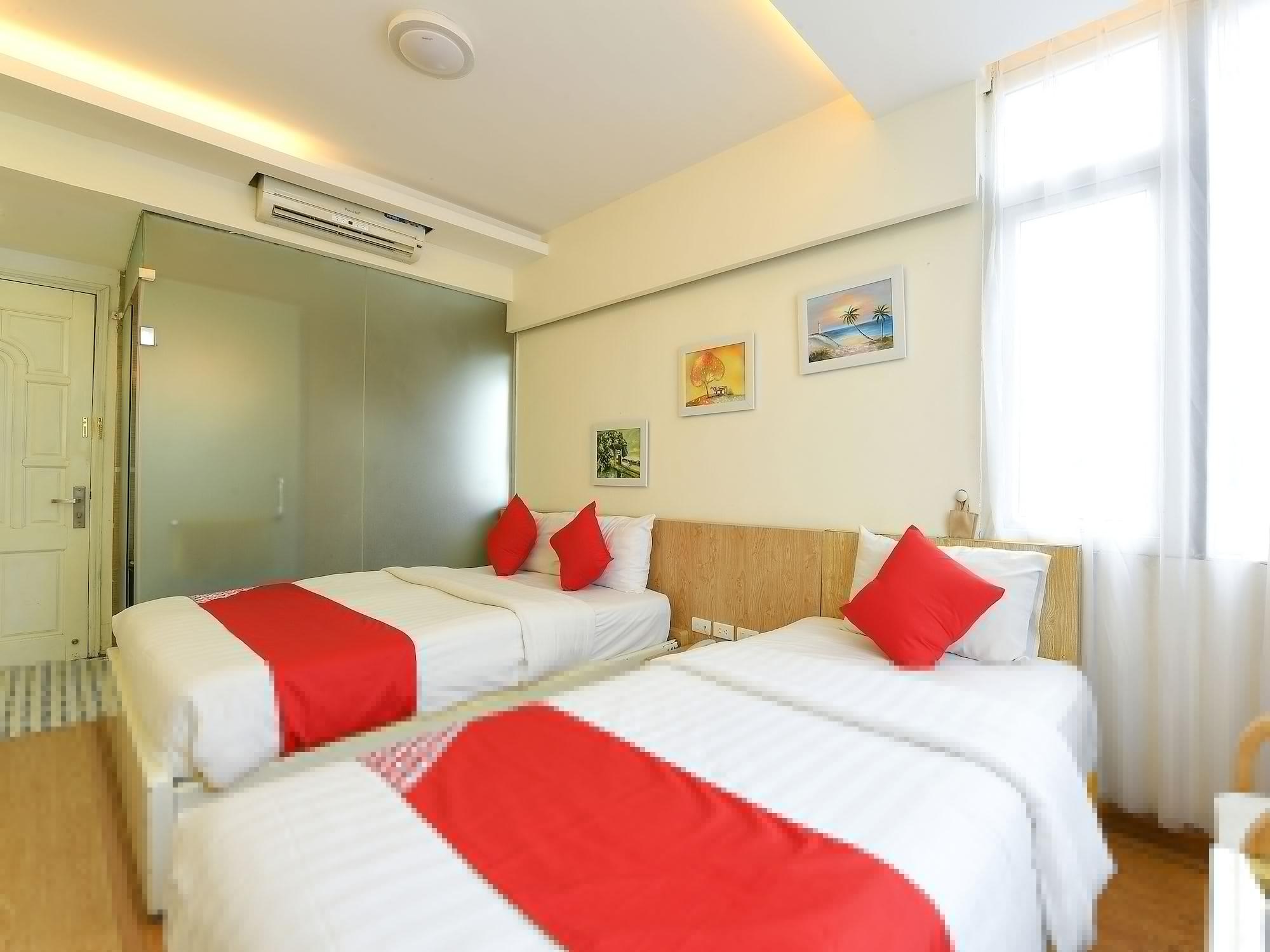 Oyo 210 Saki Hotel Hanoi Bagian luar foto