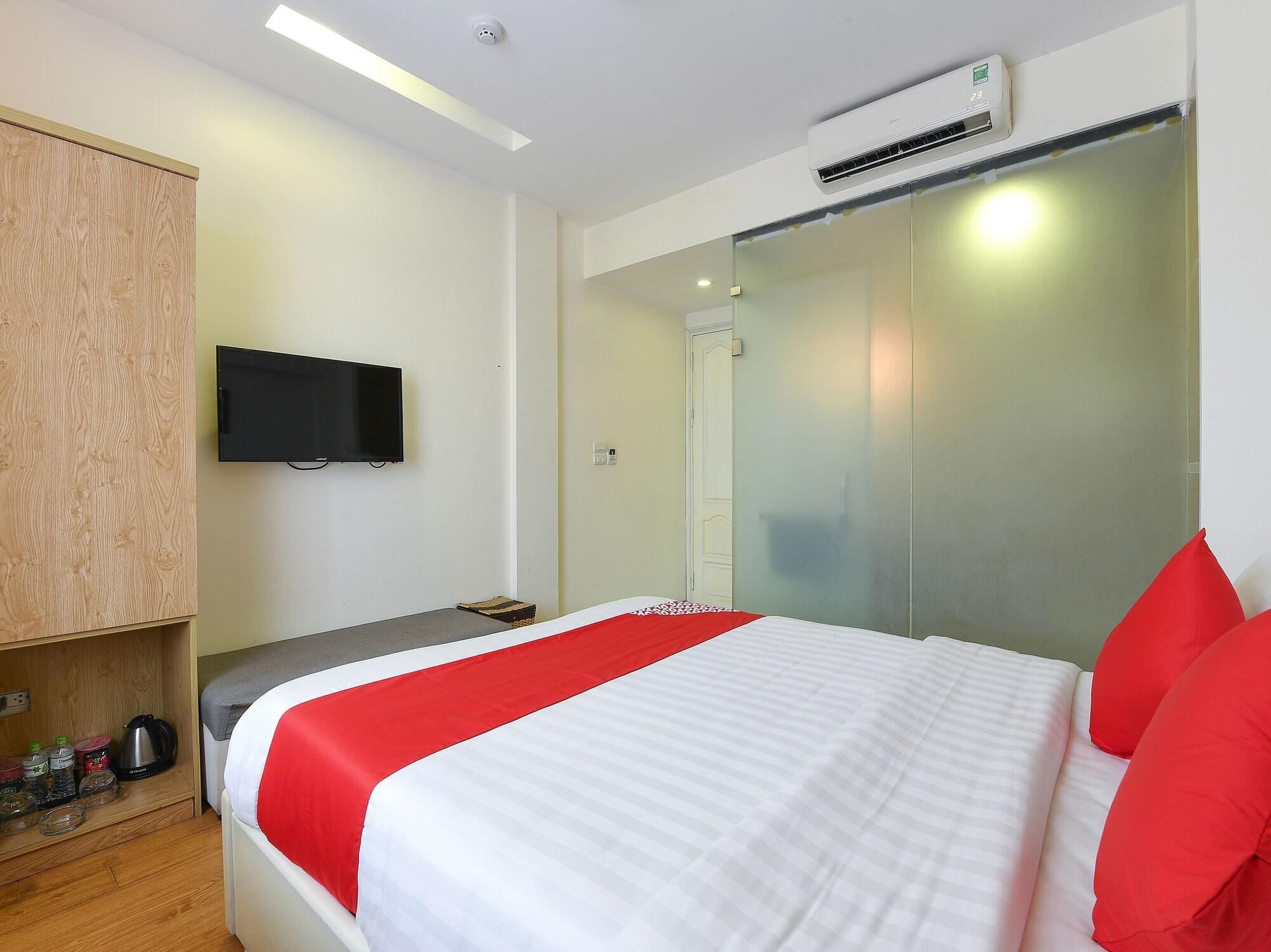 Oyo 210 Saki Hotel Hanoi Bagian luar foto