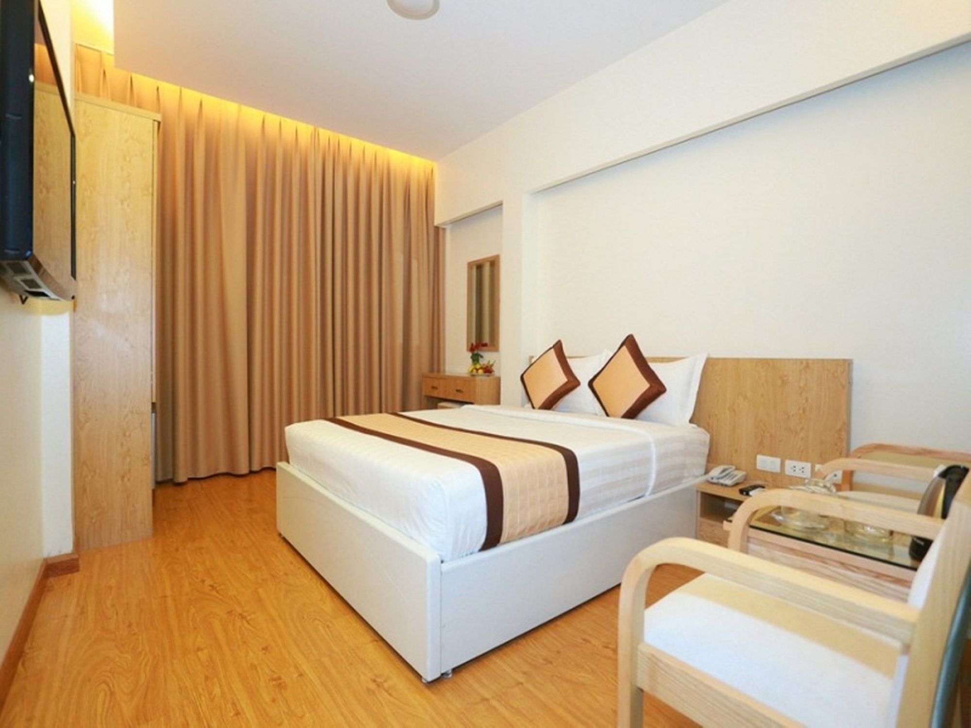 Oyo 210 Saki Hotel Hanoi Bagian luar foto