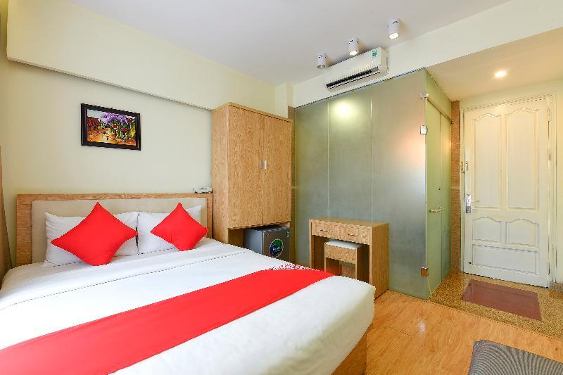 Oyo 210 Saki Hotel Hanoi Bagian luar foto